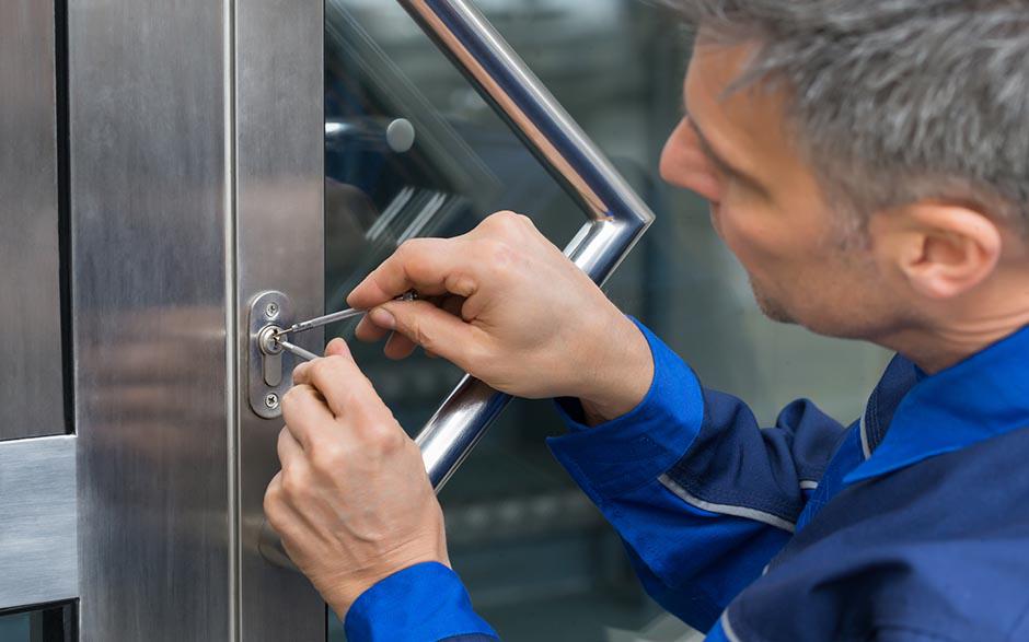 professionnels serrurier prix Fontenay-sous-Bois