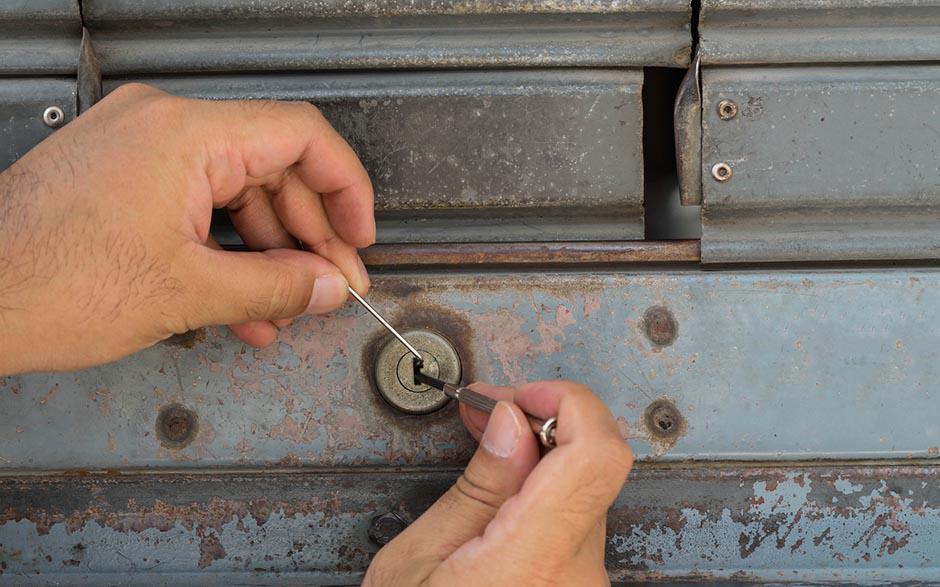 artisan serrurier pas cher Suresnes